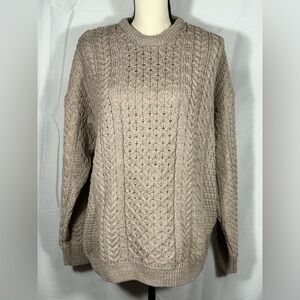 Carraig Donn 100% Irish‎ Wool Fisherman Cable knit sweater